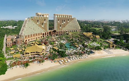Centara Grand Mirage Beach Resort Pattaya.